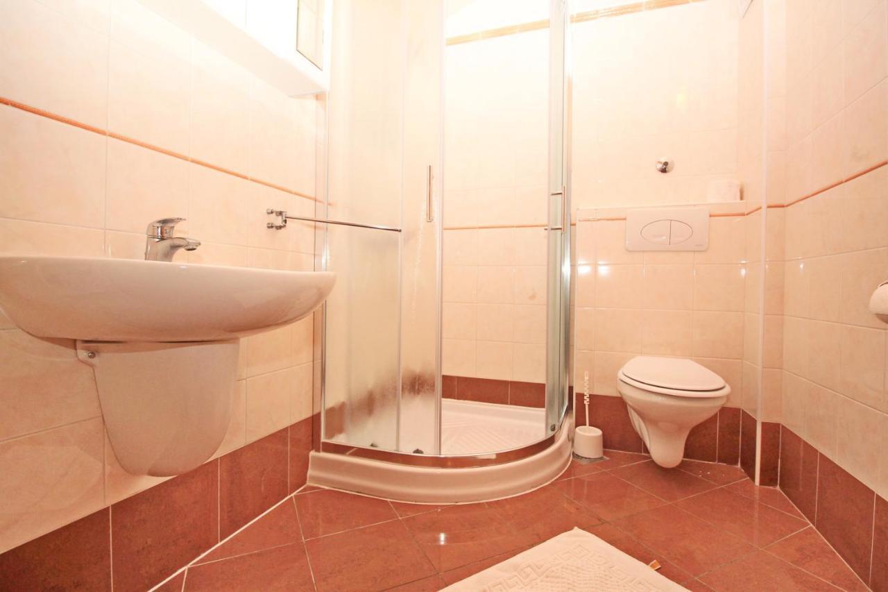 Apartments With A Parking Space Baska, Krk - 18794 מראה חיצוני תמונה