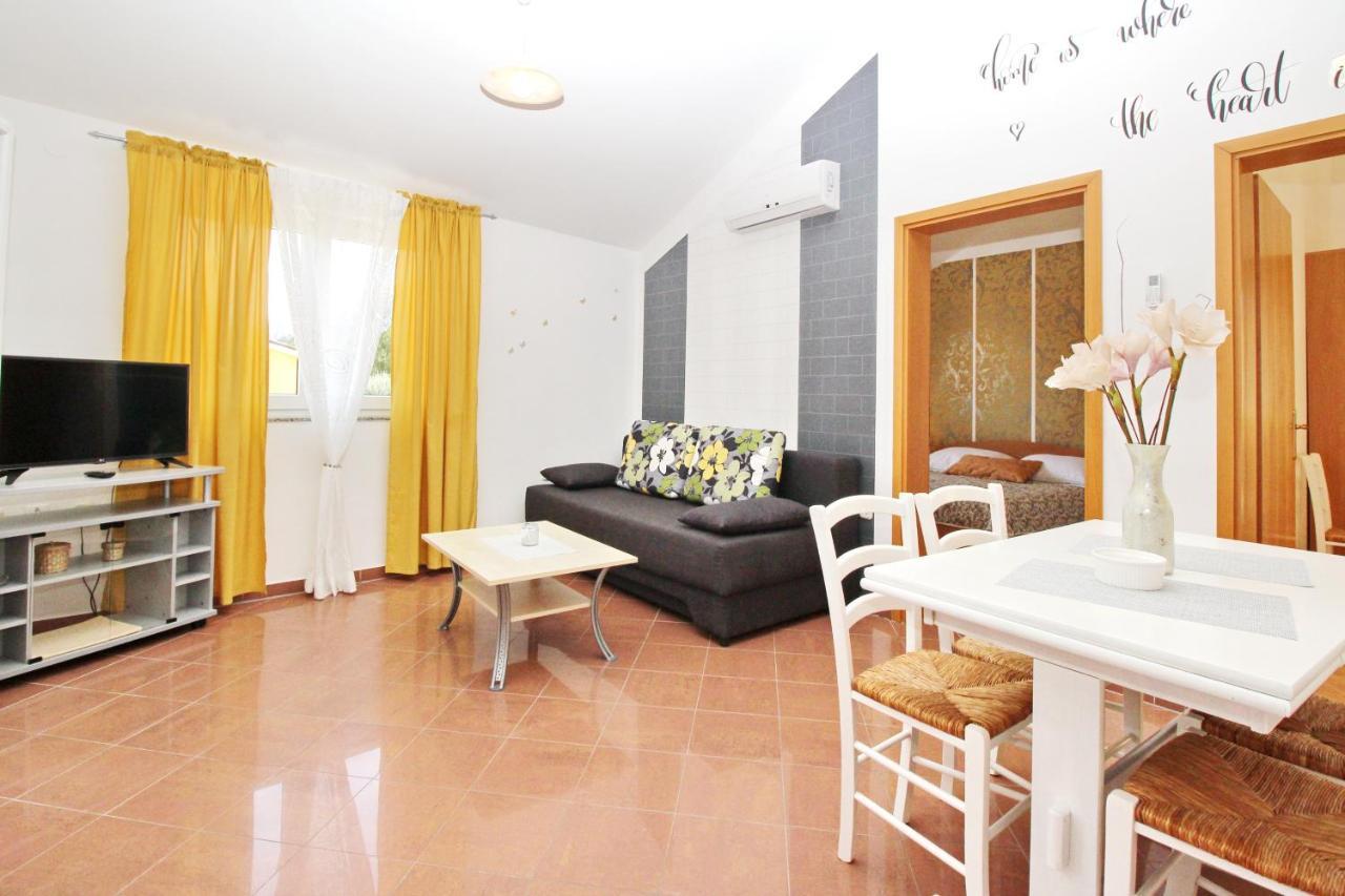 Apartments With A Parking Space Baska, Krk - 18794 מראה חיצוני תמונה